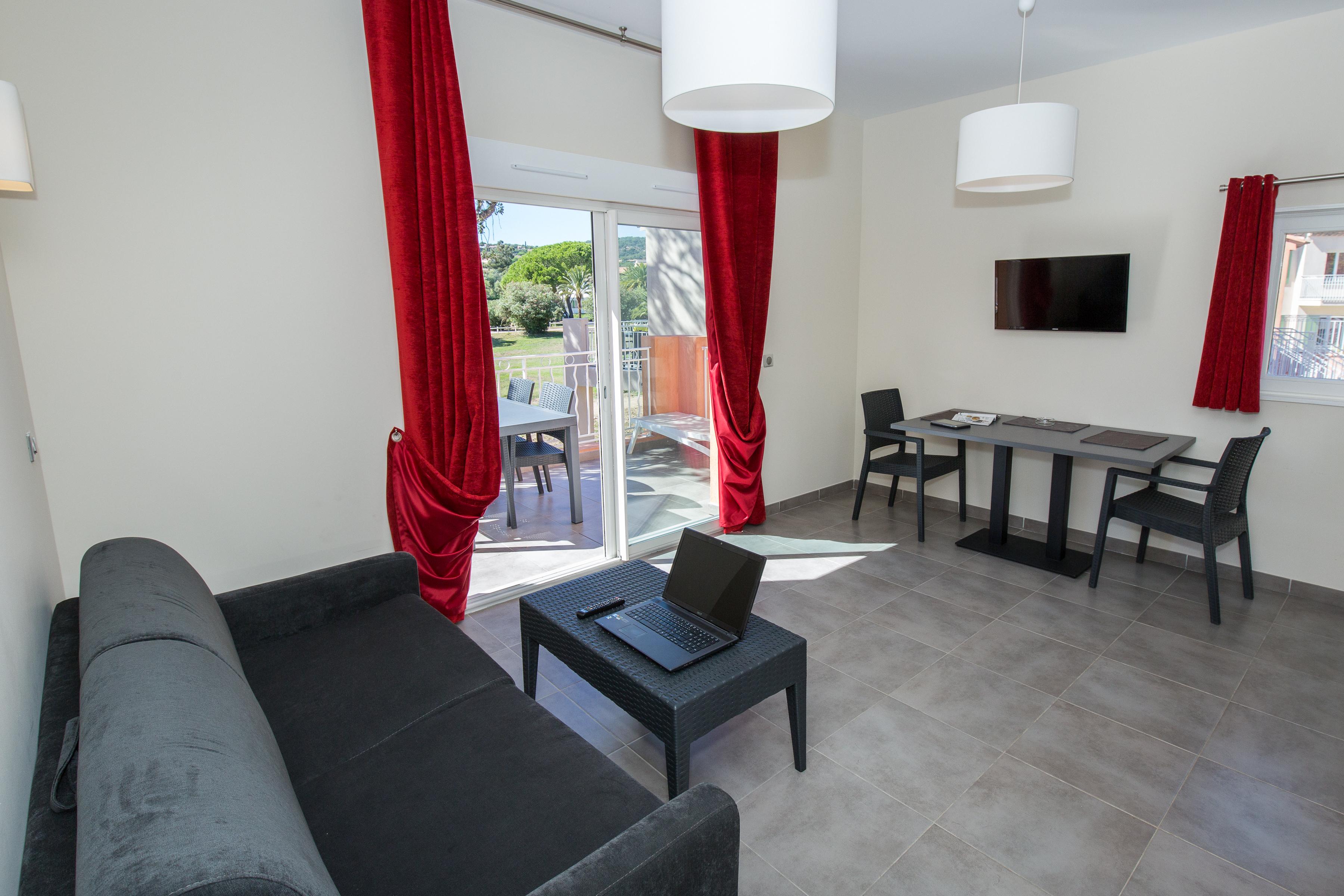 Sowell Residences Les Perles Du Golfe De Saint-Tropez Grimaud Exteriér fotografie